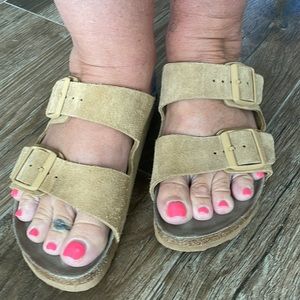 Arizona soft footbed Birkenstocks